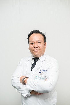 怡仁綜合醫院李典穎院長